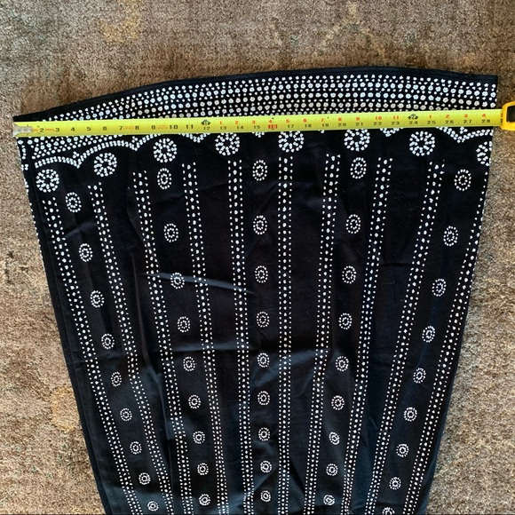 WHITE HOUSE BLACK MARKET Beaded, A-line Bell Skirt - Amazing pre-owned condition - Picture 8 of 8